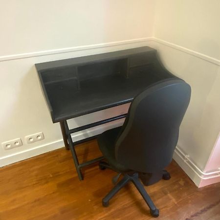 Floydroom'S Pau Chambre Hotes Dans Appartement Partage Proche Chateau Экстерьер фото