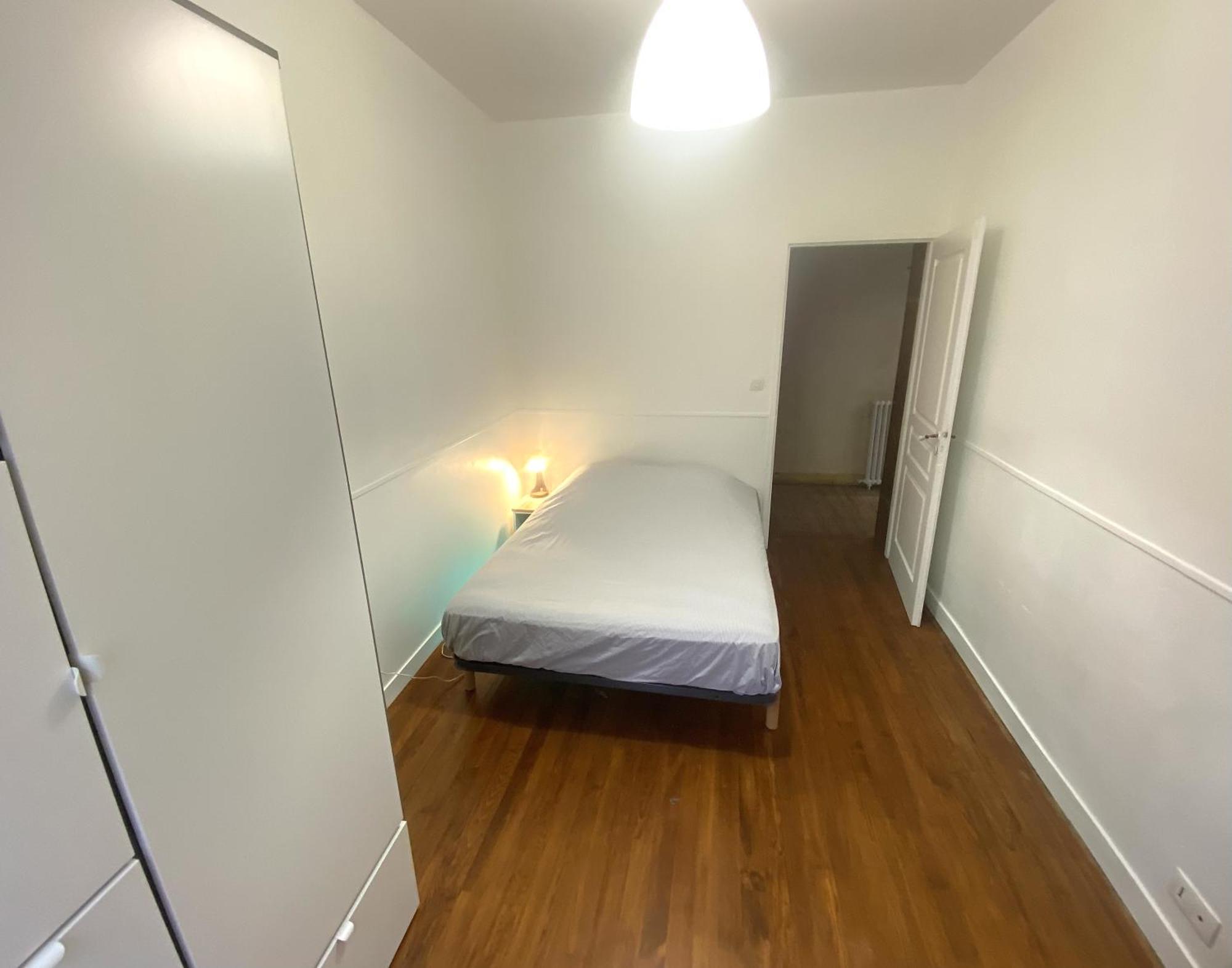 Floydroom'S Pau Chambre Hotes Dans Appartement Partage Proche Chateau Экстерьер фото